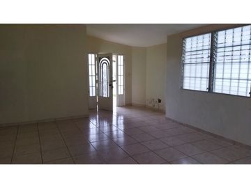 Se Vende Casa en Brisas Del Golf $180 k AB