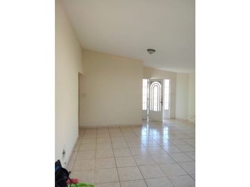 Se Vende Casa en Brisas Del Golf $180 k AB