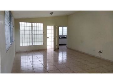 Se Vende Casa en Brisas Del Golf $180 k AB