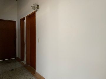 UN PISO