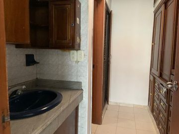 UN PISO
