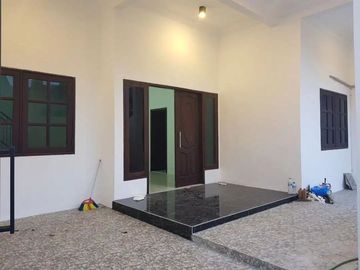 Dijual Rumah 2 Lantai Minimalis Griya Babatan Mukti Wiyung