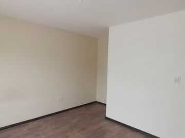 2 AMBIENTES CON TERRAZA Y BALCON