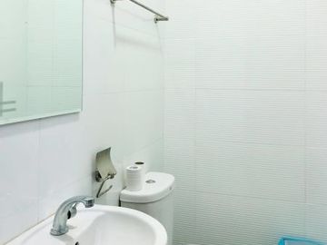 Furnished House with 6 Bedrooms for RENT in Amsic Angeles City Very Near to SM Clark