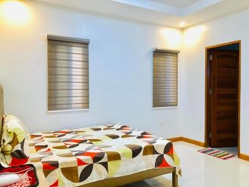 Furnished House with 6 Bedrooms for RENT in Amsic Angeles City Very Near to SM Clark