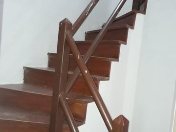 Departamento Duplex  En Venta 4 Ambientes con Cochera - Moreno Centro