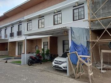 Cari rumah di Lembang? Cocok nih buat dijadikan Villa!