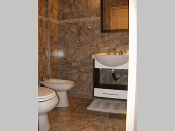 *CON RENTA* (Nuevo Precio) Departamento en Venta en Recoleta 3 ambientes 2 baños 60 m2 + balcón terraza - Rodriguez Peña 1000