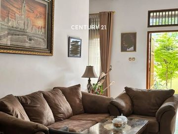 Rumah Bagus Fully Furnished Di Area Bintaro Dl 18405