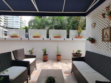 Venta Edificio en Cali Barrio Santa Teresita. Cod V9195