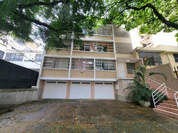 Venta Edificio en Cali Barrio Santa Teresita. Cod V9195