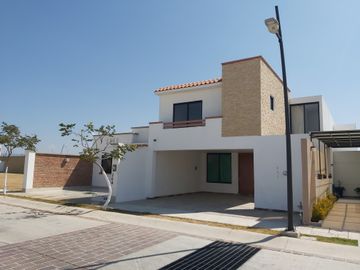 CASA NUEVA EN VENTA, LEON, GTO. MAYORAZGO DEL CARMEN