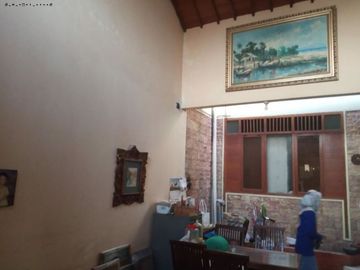 Rumah frame kayu jati Ngagel Wasana PLN 1300w
