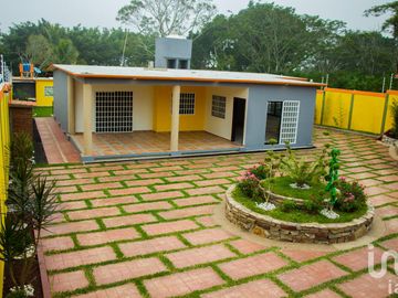 Vendo casa de un nivel en Nuevo Edén en Ocozocoautla Chiapas
