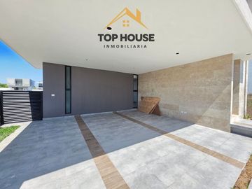 Casa en Venta en Punta Tiburon, Alvarado