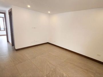 Vendo casa en Nayon con diseño exclusivo