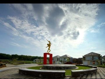 Rumah Modern Cantik Mempesona di Cluster Victoria Valley