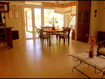 COUNTRY LOMAS DE LA CAROLINA-RECIBE PROPIEDADES!!- MAGNÍFICA- 3 Dorm-1.500 mts-500 cub.-PILETA-