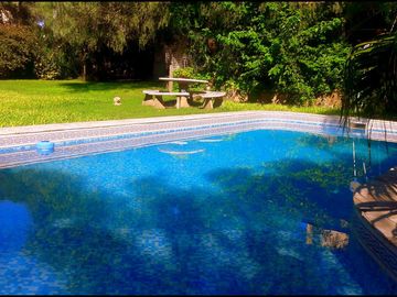 COUNTRY LOMAS DE LA CAROLINA-RECIBE PROPIEDADES!!- MAGNÍFICA- 3 Dorm-1.500 mts-500 cub.-PILETA-