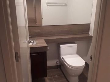 Rush Condominium for Sale 3 Bedrooms: 3BR Flat Condo for Sale in Proscenium Kirov Tower Rockwell Center Makati