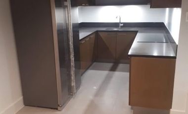 Rush Condominium for Sale 3 Bedrooms: 3BR Flat Condo for Sale in Proscenium Kirov Tower Rockwell Center Makati