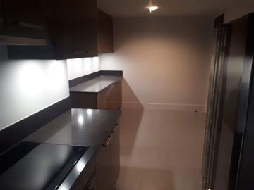 Rush Condominium for Sale 3 Bedrooms: 3BR Flat Condo for Sale in Proscenium Kirov Tower Rockwell Center Makati