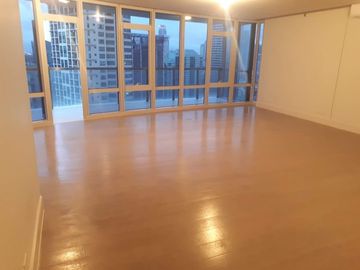 Rush Condominium for Sale 3 Bedrooms: 3BR Flat Condo for Sale in Proscenium Kirov Tower Rockwell Center Makati