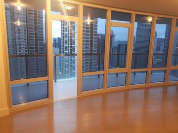 Rush Condominium for Sale 3 Bedrooms: 3BR Flat Condo for Sale in Proscenium Kirov Tower Rockwell Center Makati