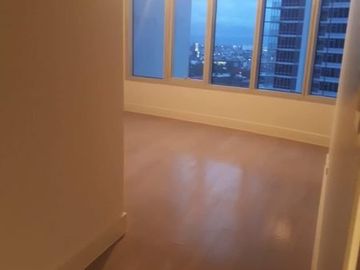 Rush Condominium for Sale 3 Bedrooms: 3BR Flat Condo for Sale in Proscenium Kirov Tower Rockwell Center Makati