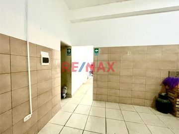 🌟¡OPORTUNIDAD ÚNICA PARA TU NEGOCIO!🌟 CON HORNO ARTESANAL PARA PANADERÍA - CON LICENCIA

Descubre el espacio ideal para emprender o expandir tu visi