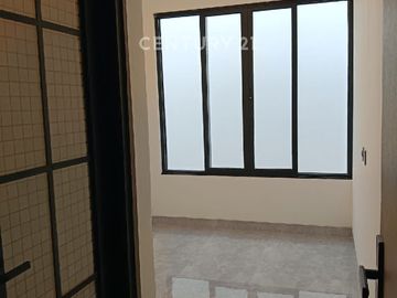 Rumah Brand New 2 Lantai Bebas Banjir Strategis Di Sunter S9822
