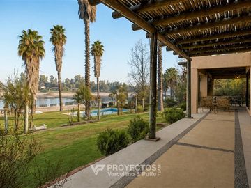 Casa en venta de 4 dorm. en Las Cabras