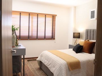 Hermoso Departamento en Real del Bosque,  2 Recamaras, 2.5 Baños, Estudio, Lujo