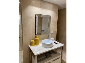 VENTA APARTAMENTO AMOBLADO 174m2 PISO ALTO AVENIDA BALBOA YOO & ARTS
