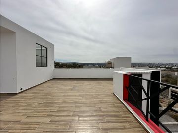CASA EN VENTA EN SAN JUAN DEL RIO, QUERETARO.