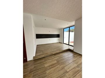 CASA EN VENTA EN SAN JUAN DEL RIO, QUERETARO.