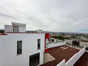 CASA EN VENTA EN SAN JUAN DEL RIO, QUERETARO.