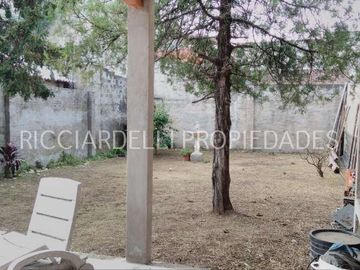 Casa en venta en Caseros