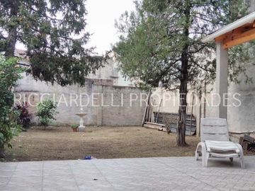 Casa en venta en Caseros