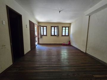 Edificio en Lord Cochrane 161, Santigo Centro