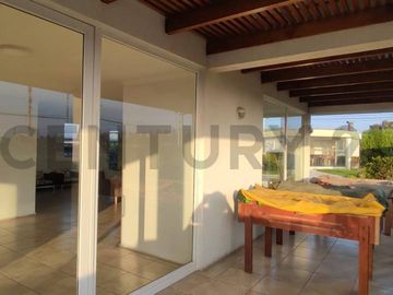 Vendo departamento 1° Línea Frontal Peñuelas