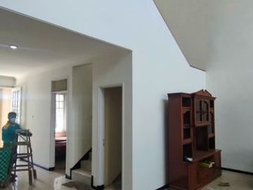 Disewakan Rumah 2 Lantai Lokasi Di Villa Sentra Raya 2, Surabaya