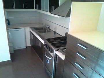 SE VENDE CASA EN BELGRANO (NO PAGA EXPENSAS)