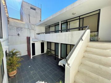 Casa en Venta, Col. Americana,USO DE SUELO COMERCIAL MIXTO, Guadalajara, Jalisco