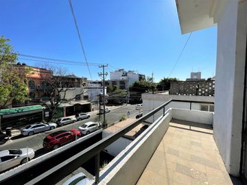 Casa en Venta, Col. Americana,USO DE SUELO COMERCIAL MIXTO, Guadalajara, Jalisco