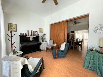Casa en Venta, Col. Americana,USO DE SUELO COMERCIAL MIXTO, Guadalajara, Jalisco