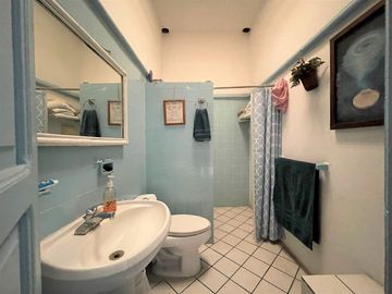 Casa en Venta, Col. Americana,USO DE SUELO COMERCIAL MIXTO, Guadalajara, Jalisco