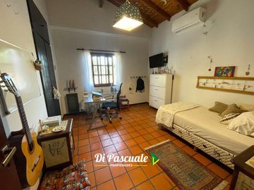VENTA Casa Quinta  APTA CREDITO HIPOTECARIO Parque / Pileta / Quincho  - La Reja Norte
