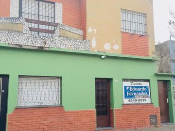 Departamento Tipo Casa en venta en Lanus Oeste