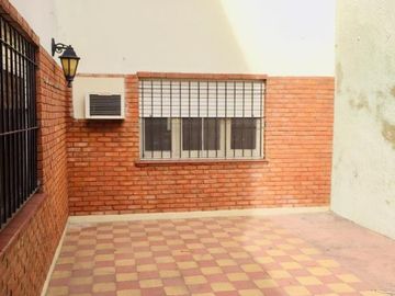 Departamento Tipo Casa en venta en Lanus Oeste